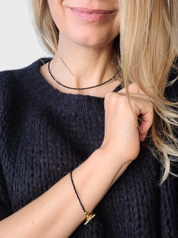 Lakmé - Ónyxový náhrdeľník s pozláteným zapínaním 5