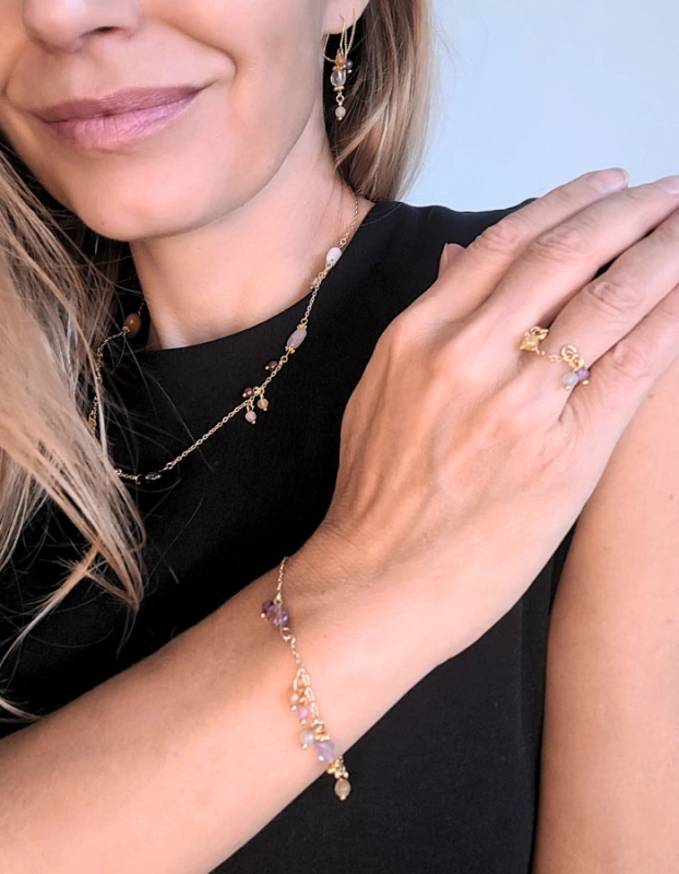 Pozlátený prsteň z kolekcie Violetta s farebnými minerálmi 3