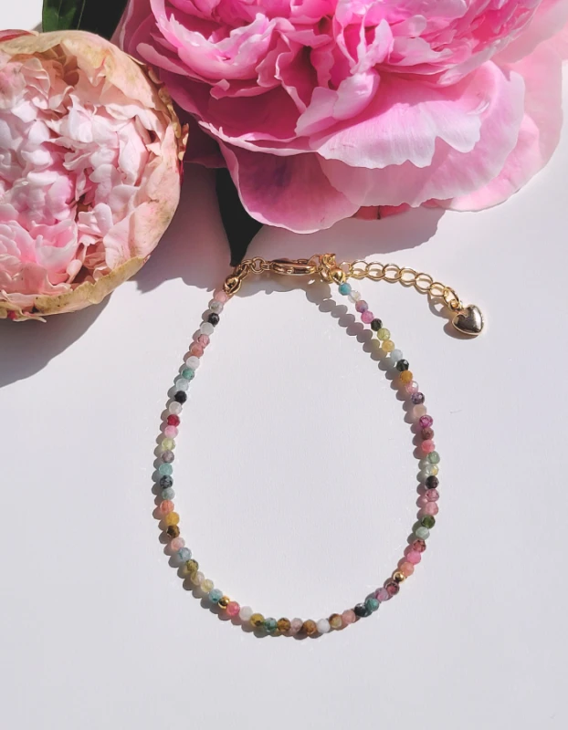 Leila - náramok z Turmalínu s pozláteným zapínaním 1