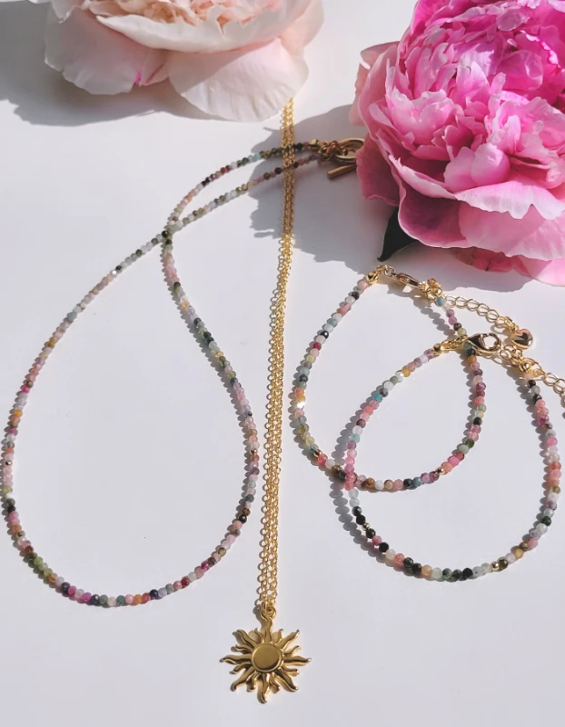 Leila - náramok z Turmalínu s pozláteným zapínaním 3