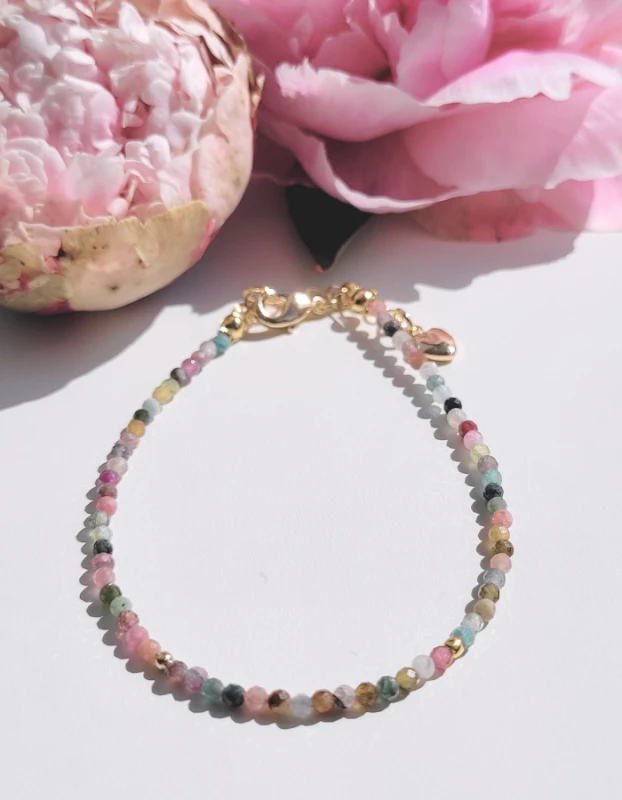 Leila - náramok z Turmalínu s pozláteným zapínaním