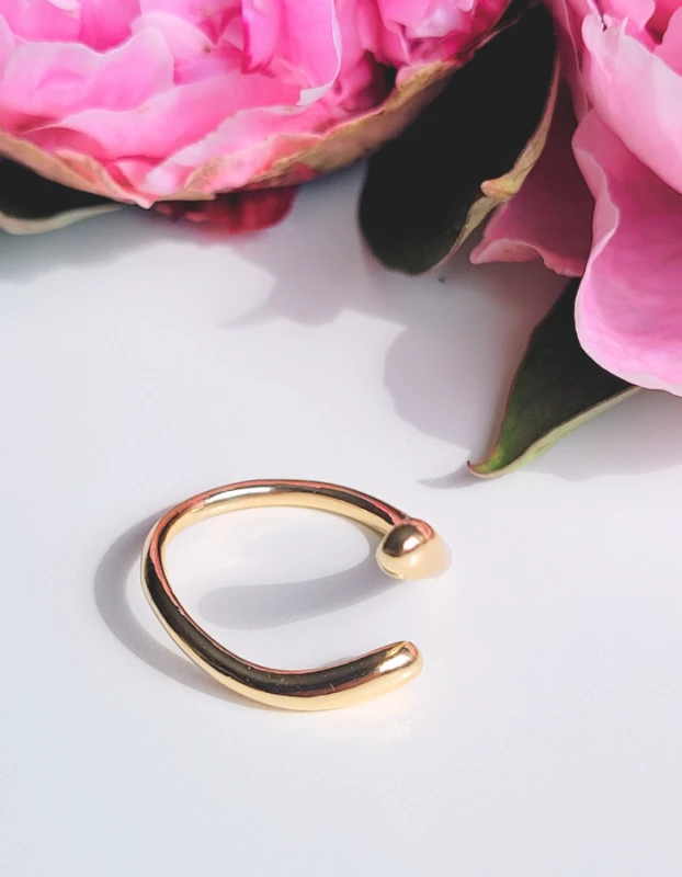 Pozlátený prstienok Leila s nastaviteľnou veľkosťou 3