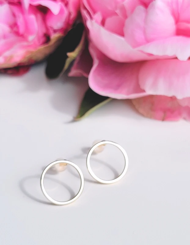 Pozlátené náušničky Leila 1