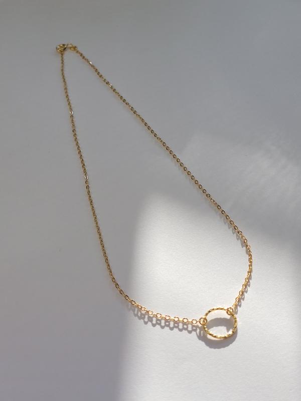 Aurora pozlátený náhrdelník s kruhom 2