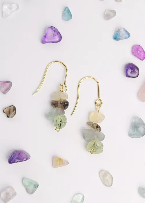 Malé pozlátené visiace náušničky z kolekcie Spektrum 1 1