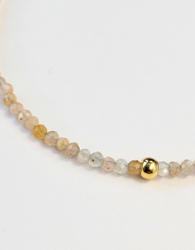 Lakmé light - pozlátený náramok s Mesačným kameňom a bodkou 1