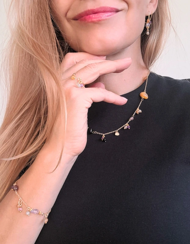 Pozlátené náušnice z kolekcie Violetta s farebnými minerálmi 1